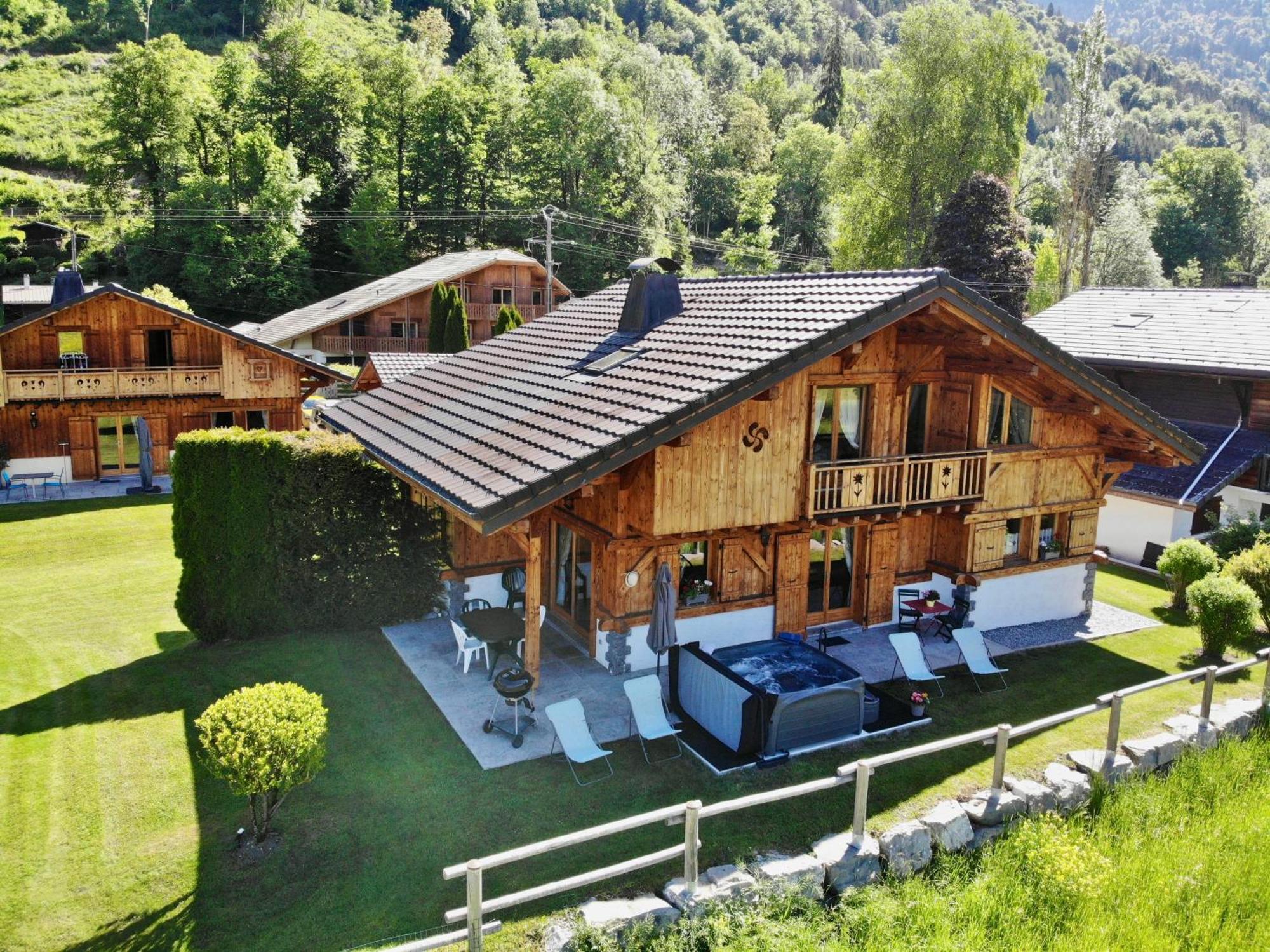 Chalet Peterets ซาโมอ็องส์ ภายนอก รูปภาพ