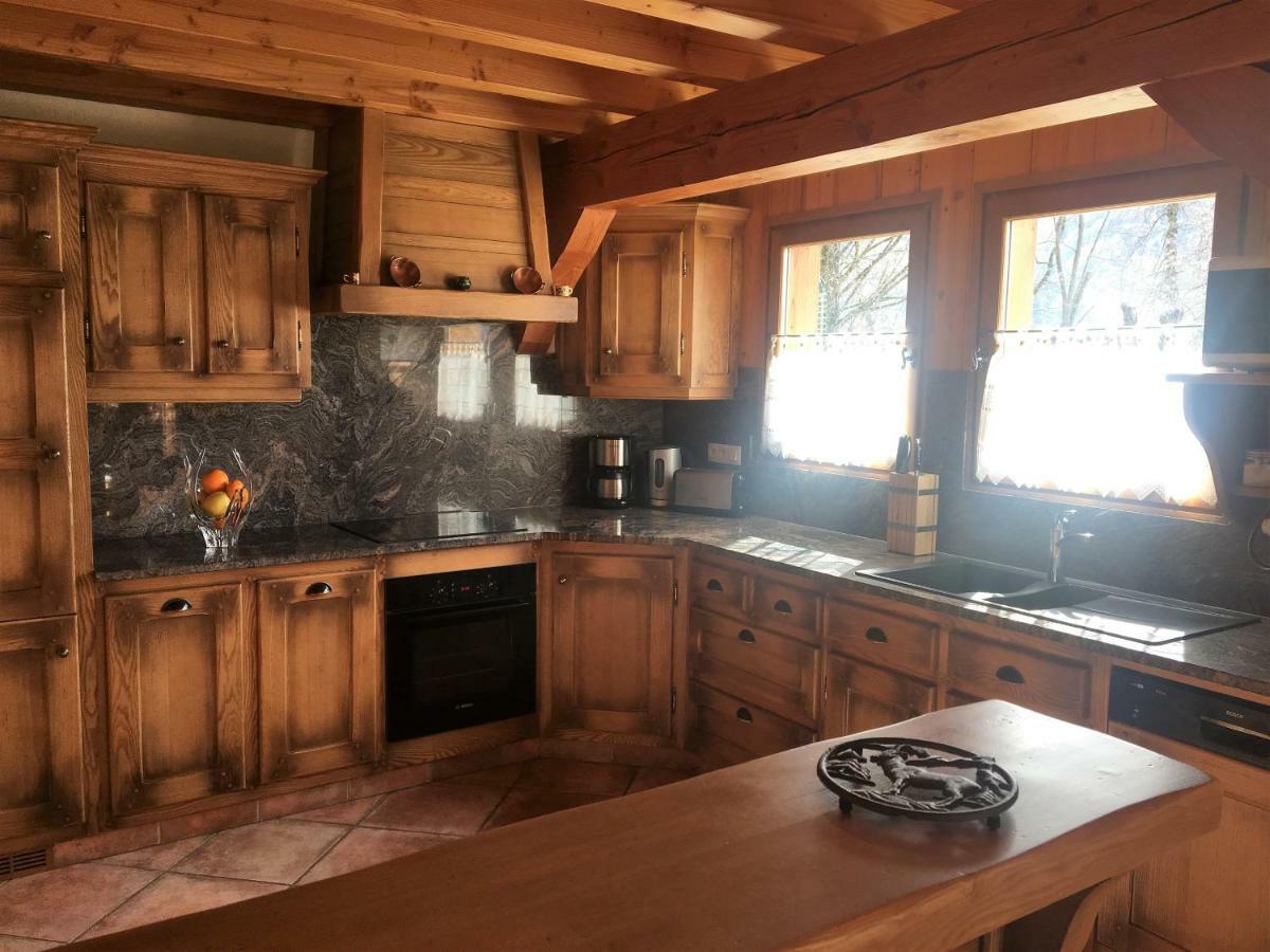 Chalet Peterets ซาโมอ็องส์ ภายนอก รูปภาพ